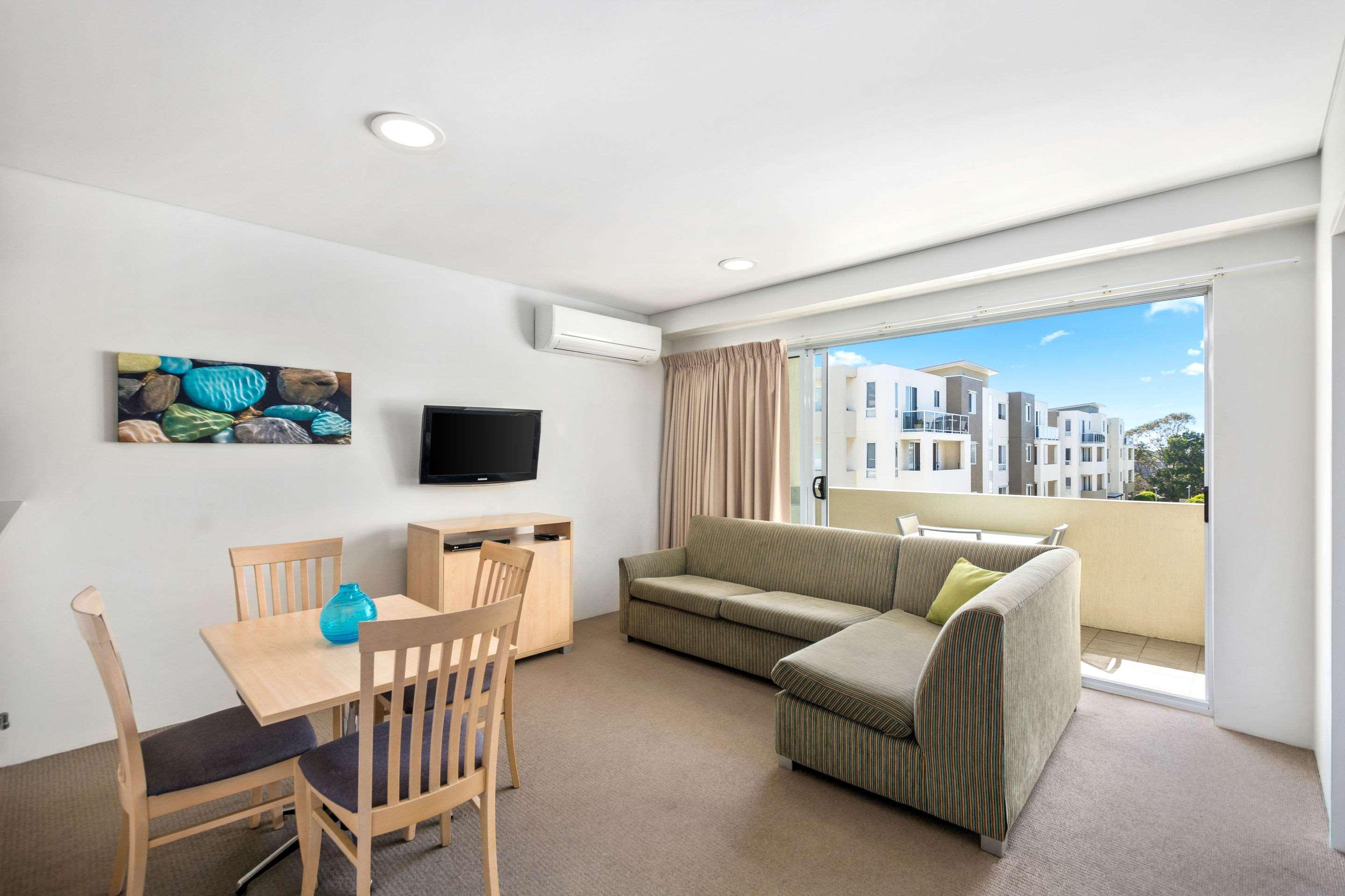 Quality Suites Pioneer Sands Wollongong Eksteriør bilde