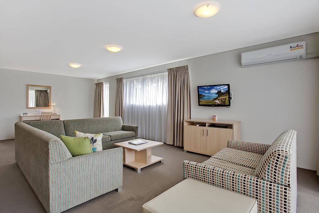 Quality Suites Pioneer Sands Wollongong Eksteriør bilde