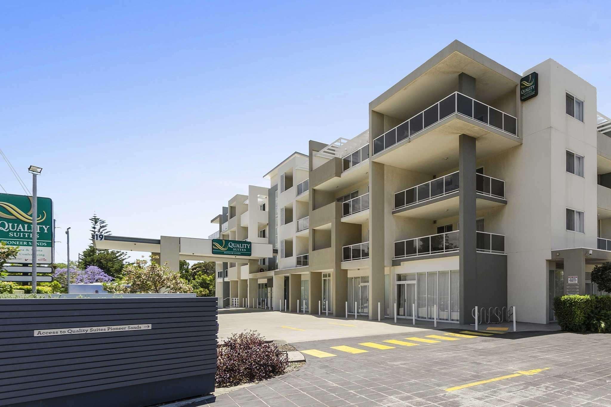 Quality Suites Pioneer Sands Wollongong Eksteriør bilde