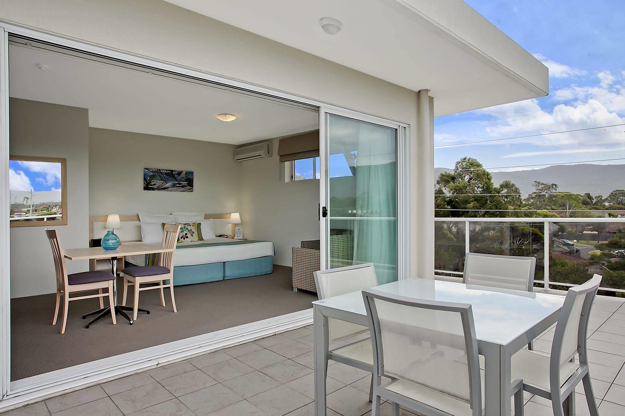 Quality Suites Pioneer Sands Wollongong Eksteriør bilde