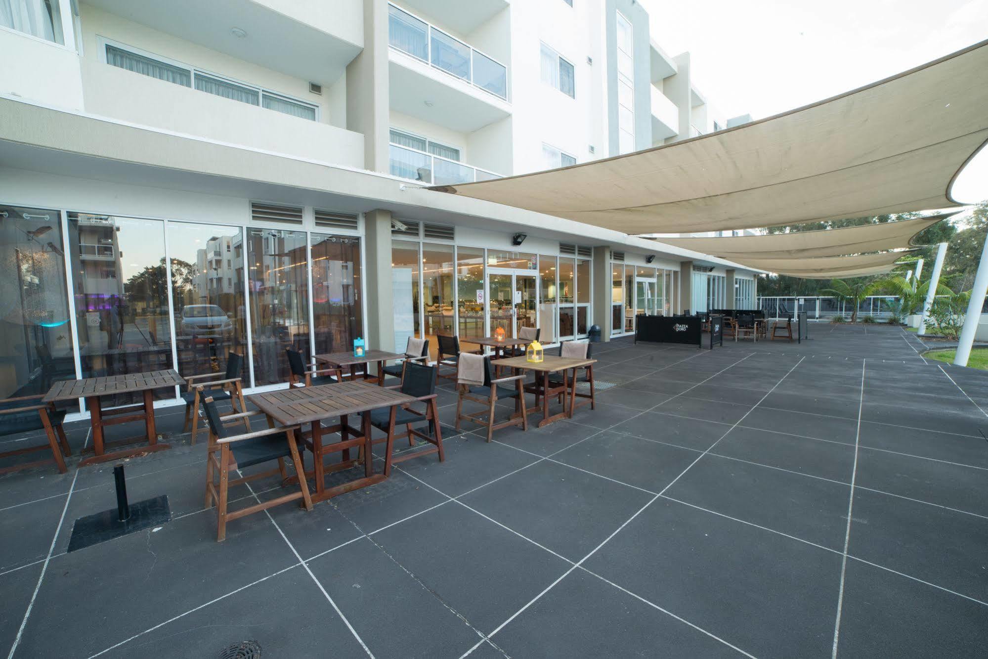 Quality Suites Pioneer Sands Wollongong Eksteriør bilde